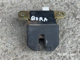 Bora bagajnik zamok