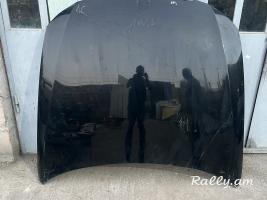 Bmw E90 կապոտ
