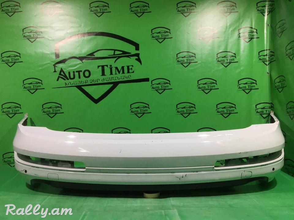 Audi Q7  L4  2005-2015 Հետևի շիթ