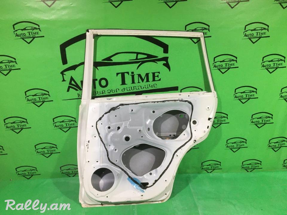 Toyota Rav 4  CA30  2006-2013 Հետևի աջ դուռ