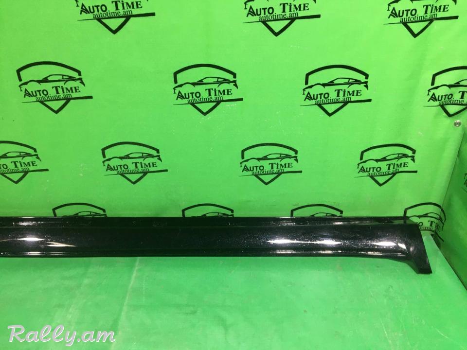  Toyota   Land Cruiser 200  Աջ կողմի պառոգ 2007-2020
