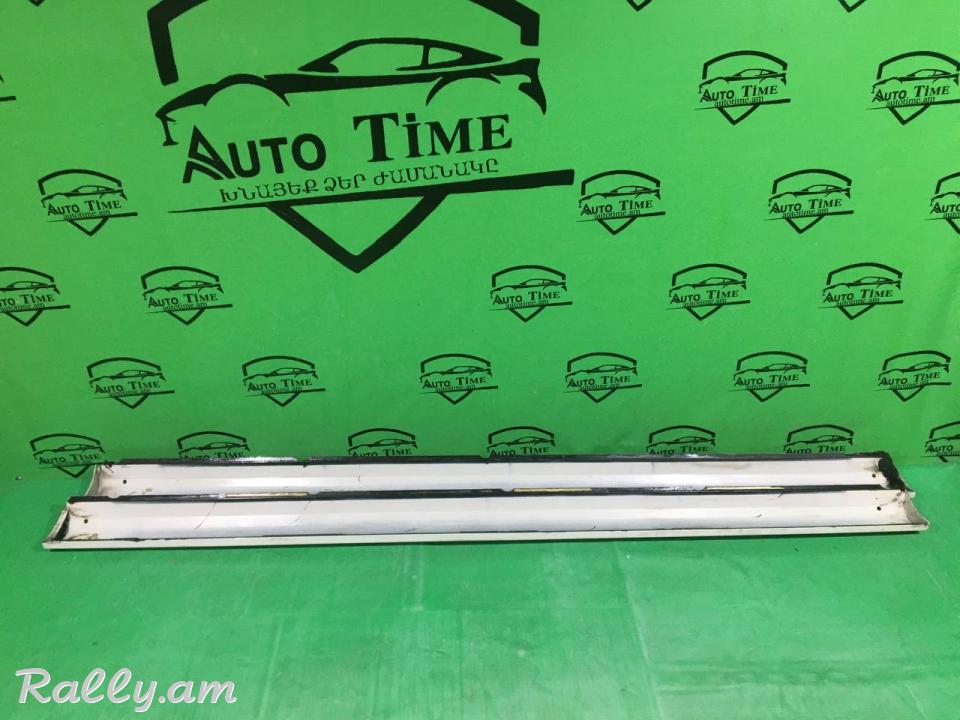  Volkswagen   Touareg  Աջ և ձախ կողմի պառոգ 2002-2010