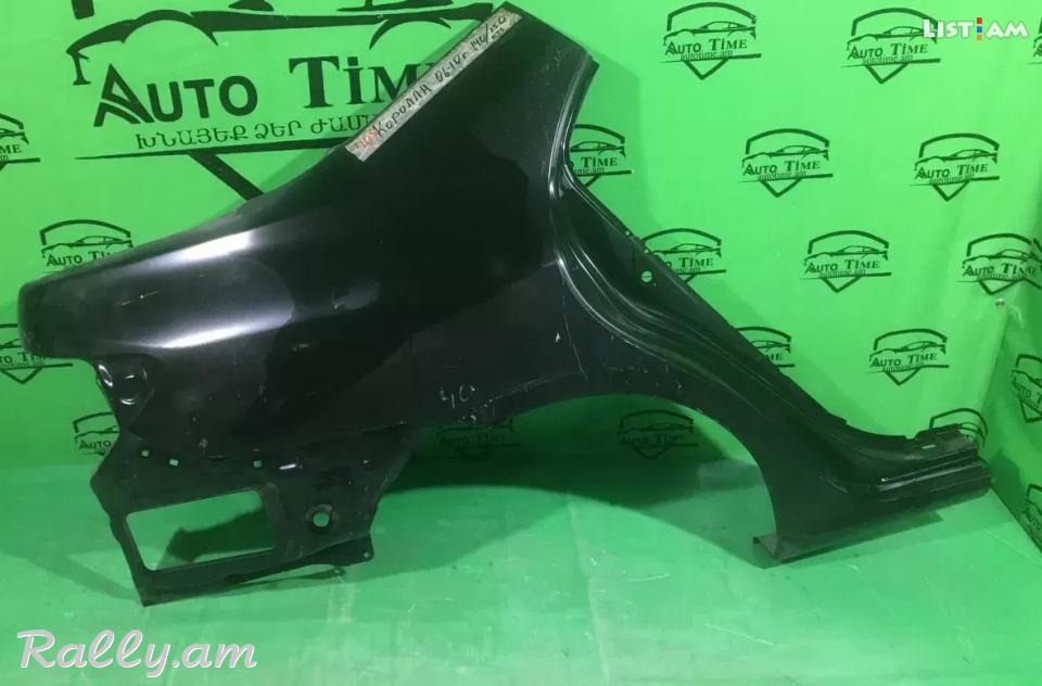 Toyota  Corolla  E140/ E150  2006-2013  Հետևի  աջ  կռիլո