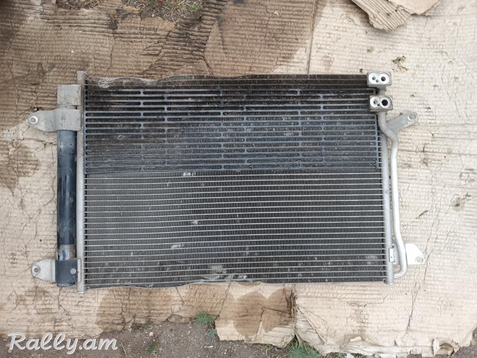 Կանդիցյաների ռադիատոր Wolkswagen jetta shkida rapid seat toledo poli passta 2010-2018 