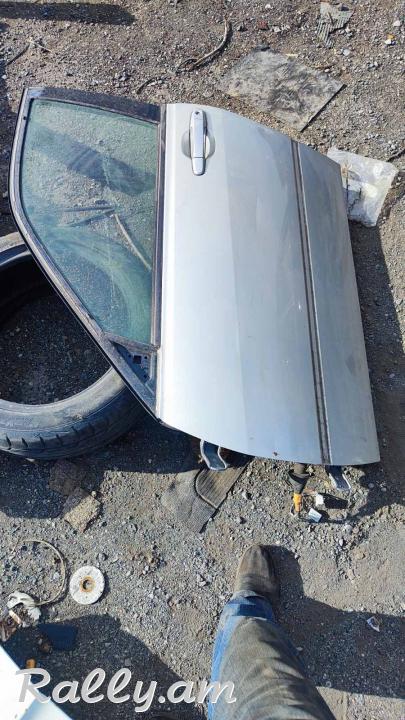 Toyota altezza dimaci dzax dur lexus is դիմացի դուռ ձախ