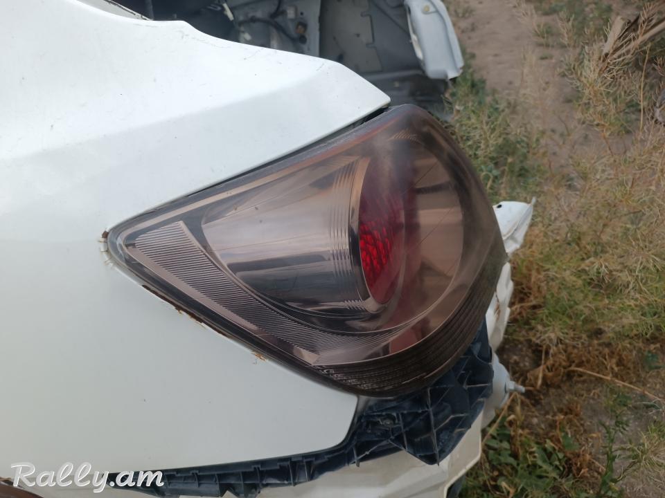 Toyota altezza gita stop zadni stop հետևի  ստոպ