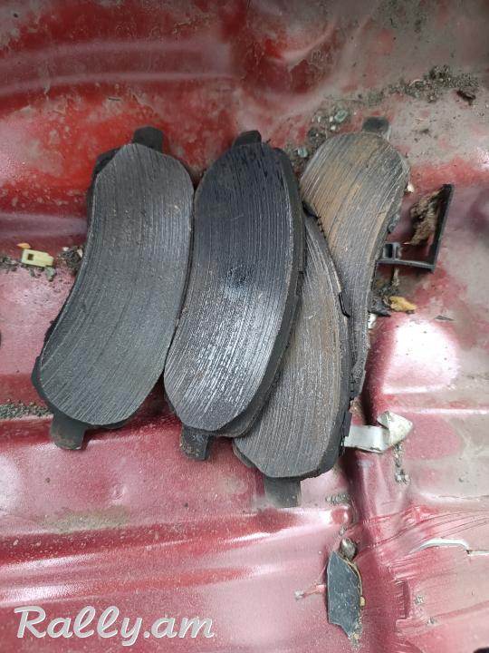 Mitsubishi grandis kalodka demi 