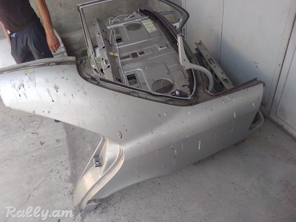 Mercedes benz w202 cklass dzax koxmi krilio hetevi dzax krilio w202