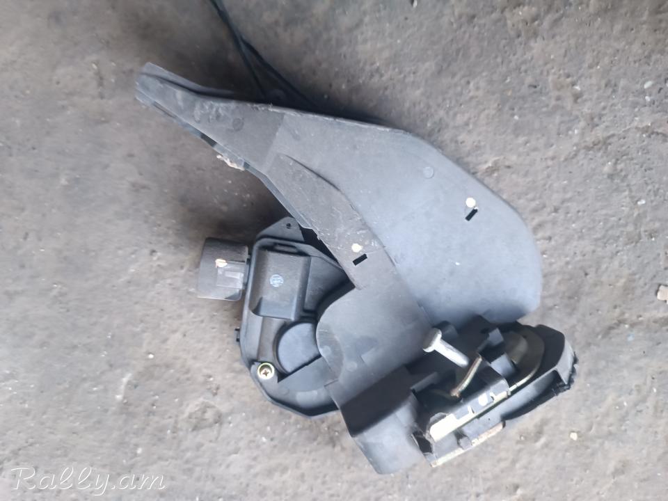 Lexus is250  drneri lock lexus gs lsc rx ipsum alphard  lock