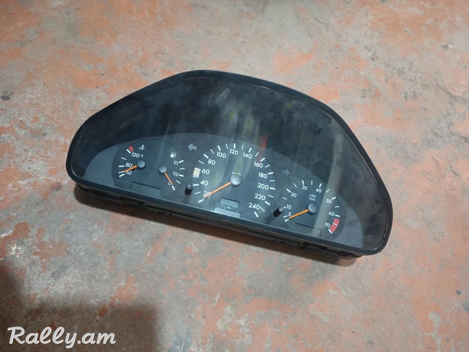 Mercedes benz w202 pribor dachikner cucichner