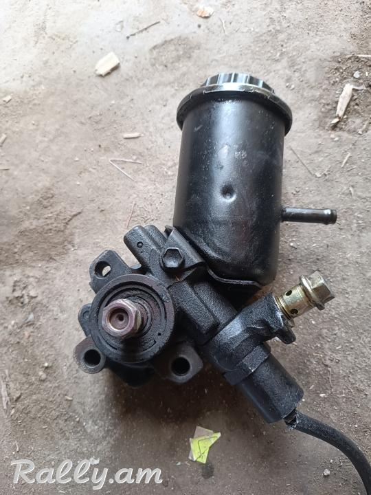 Toyota aristo gidrousilitel 2 jz gidrusilitel