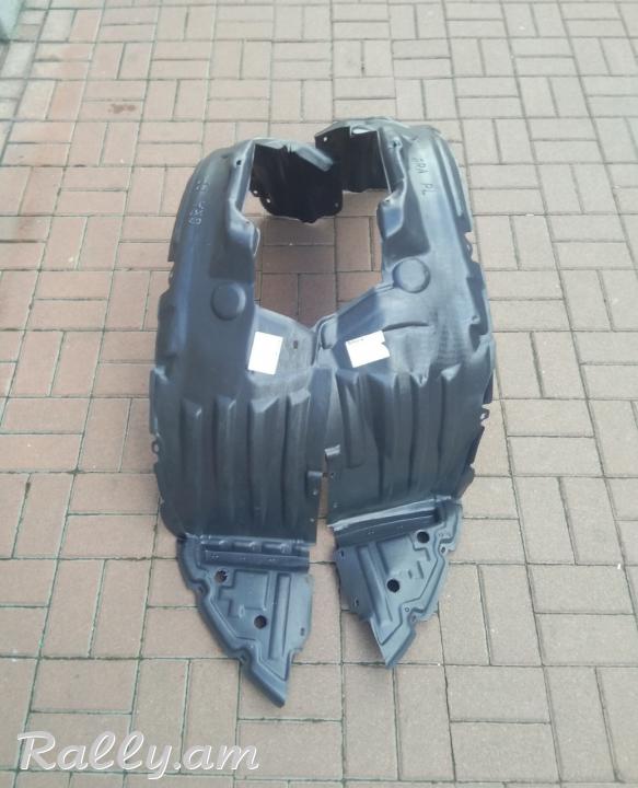 Mitsubishi grandis zashitnik krilioneri taki 