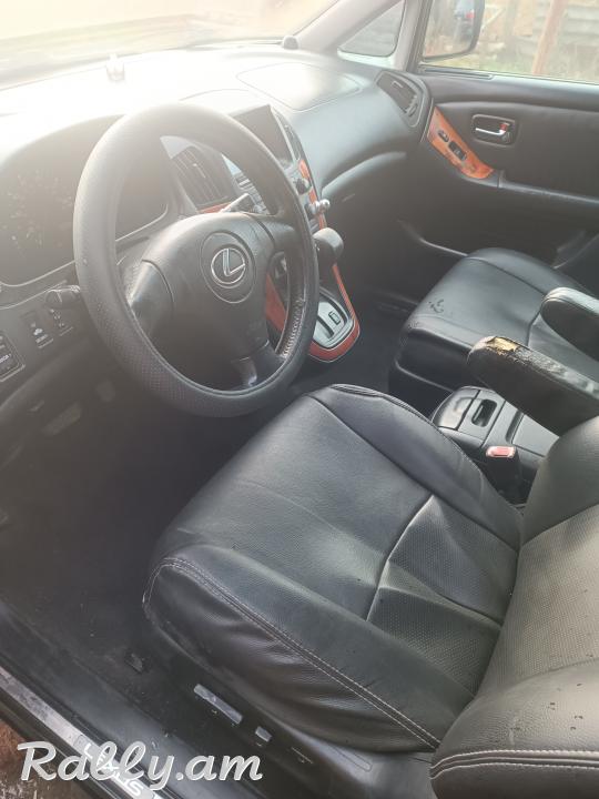 Lexus rx300 sidelnikner salon