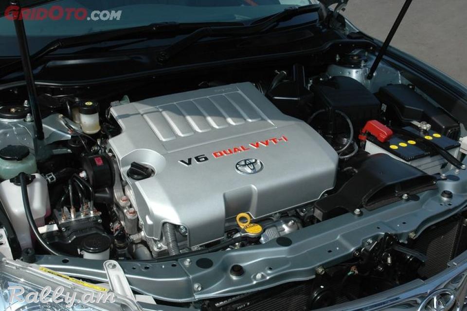 Toyota camry mator karopka 2gr