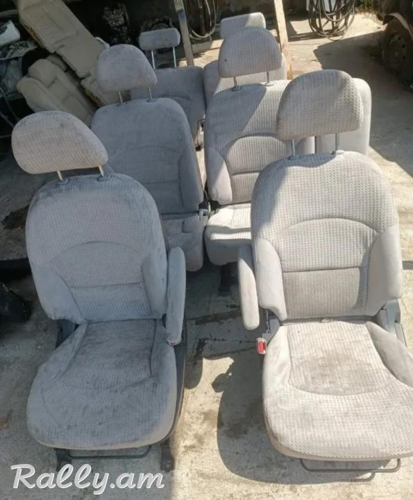 Mitsubishi grandis sidelnik sidelnikner mitsubishi grandis