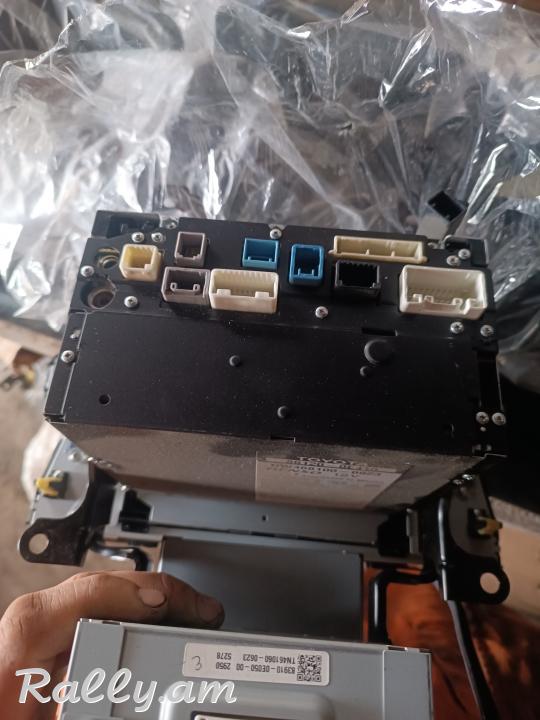 Toyota highlander monitor magi