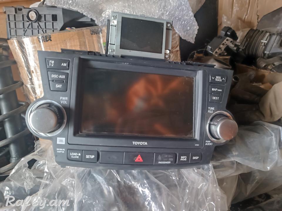 Toyota highlander monitor magi