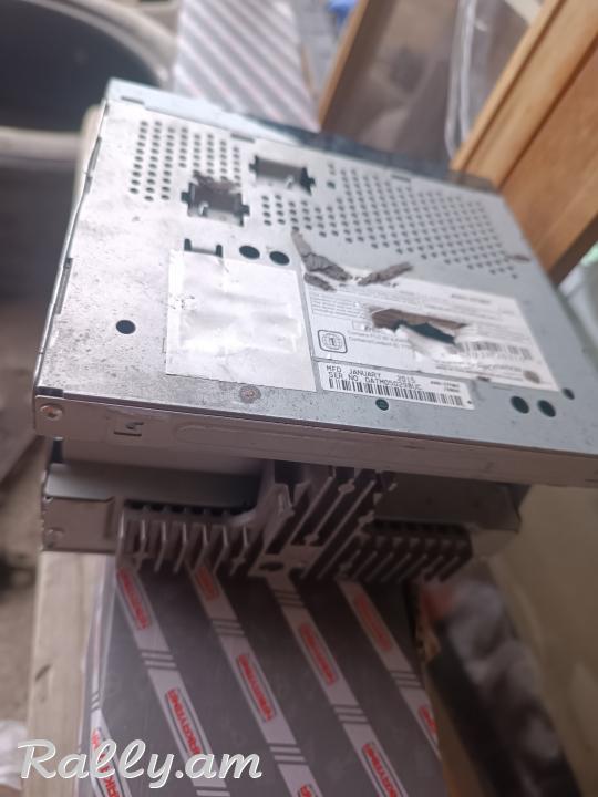 Pioneer mag magnifaton monitor