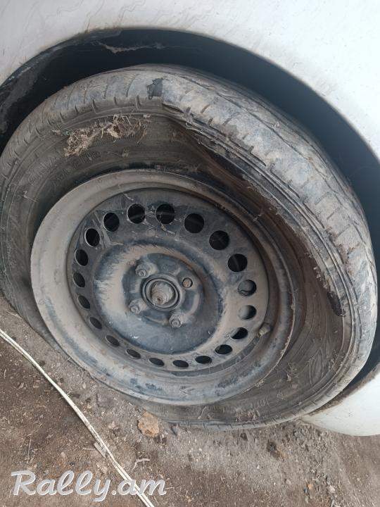 Bandaj r15 4x100 toyita vitz yariz ist bellt belta