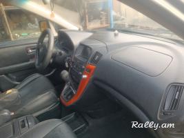 Lexus rx300 torpedo shitok 
