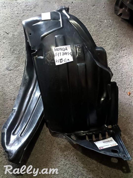 Honda Fit դիմացի կռիլոյի ձախ զաշիտնիկ