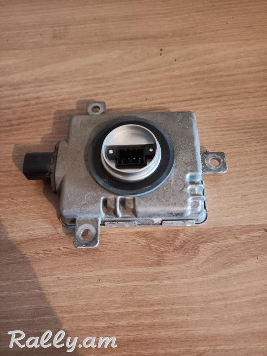 MITSUBISHI fari Xenoni  blok