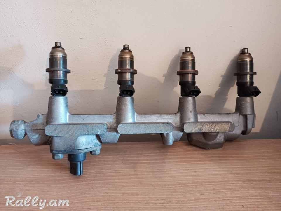 Mitsubishi Pajero IO 1.8 GDI farsunka