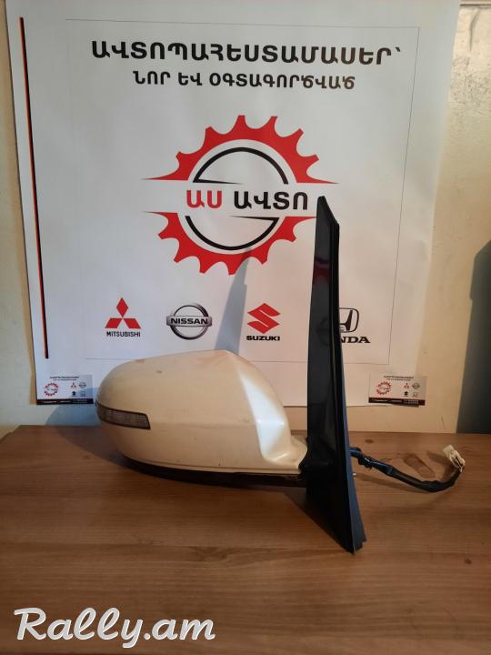 Honda Elysion  աջ կողային հաելի