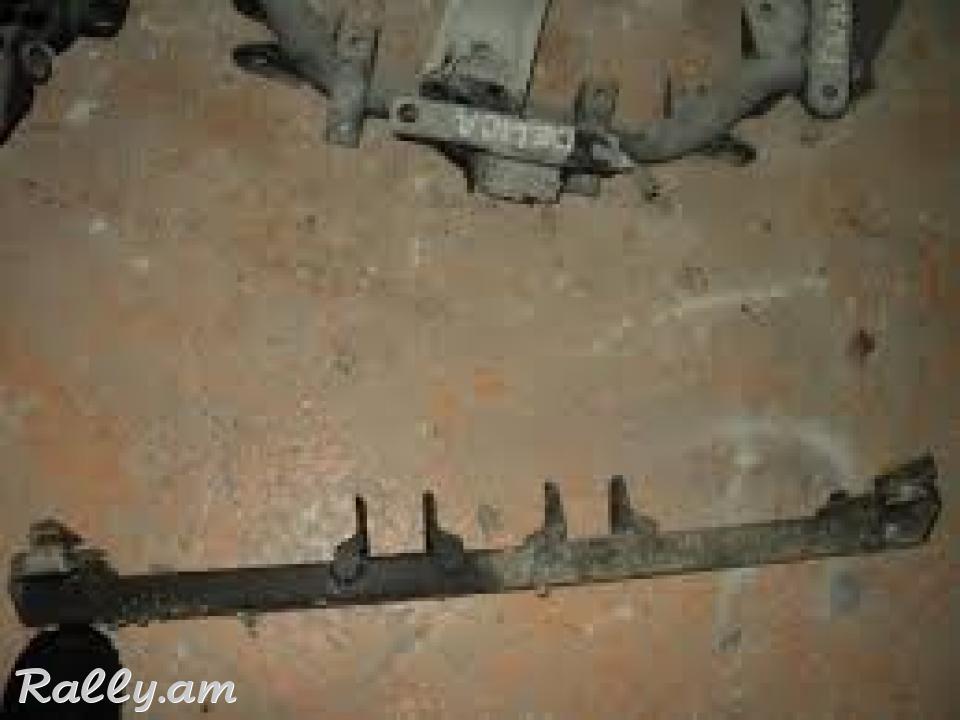 Mitsubishi Pajero IO կառոպկի տրավերս