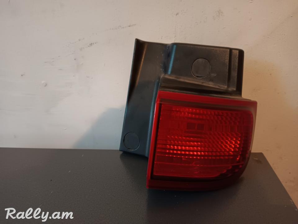 Nissan elhrand E 51 հետևի աջ փոքր ստոպ