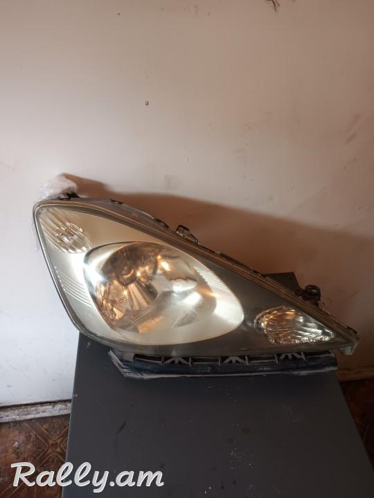 Honda Fit աջ ու ձախ Ֆառ