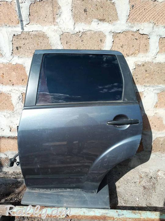 Mitsubishi outlander ձախ հետևի դուռ