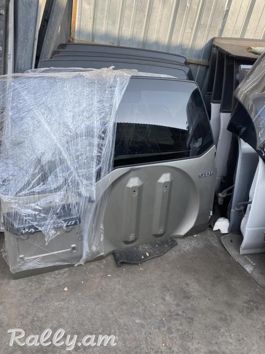Mitsubishi Pajero IO բագաժնիկի դուռ