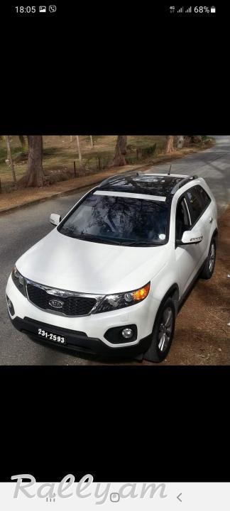 Kia sorento raskulachit 2009-2013tvaki meqenaneri  arka e amem inc