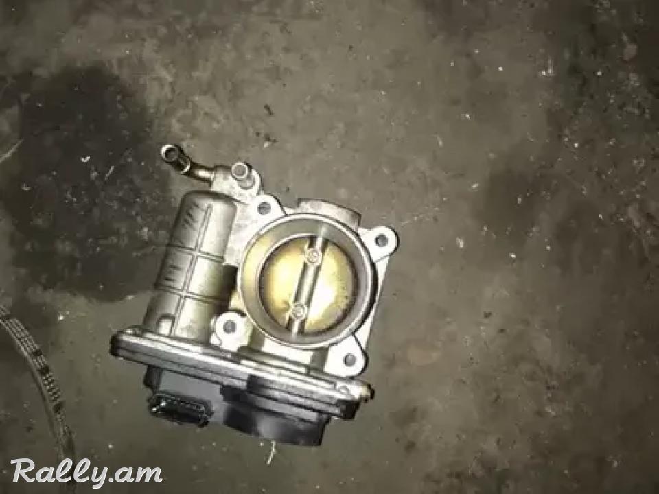 Nissan Fuga zaslyonka