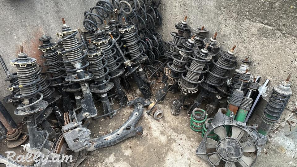 Honda Fit i granat kulak amortizator