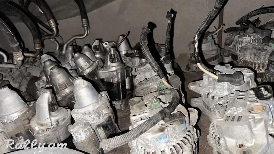 Honda Fit i granat kulak amortizator