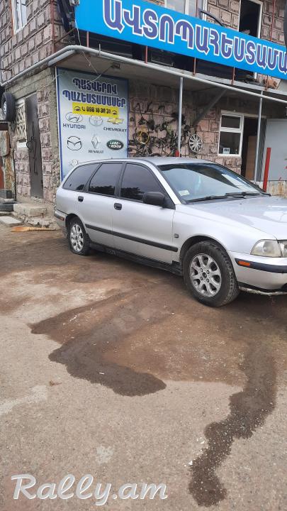 Պահեստամասեր Volvo v 40 1.8 մեխանիկա 2000 պահեստամասեր օգտագործված