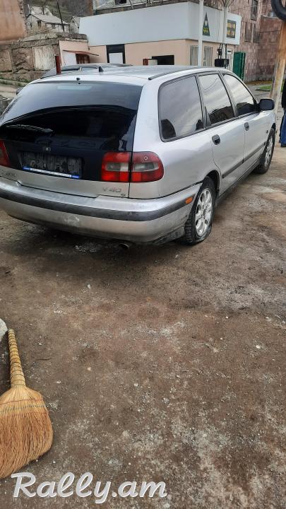 Պահեստամասեր Volvo v 40 1.8 մեխանիկա 2000 պահեստամասեր օգտագործված