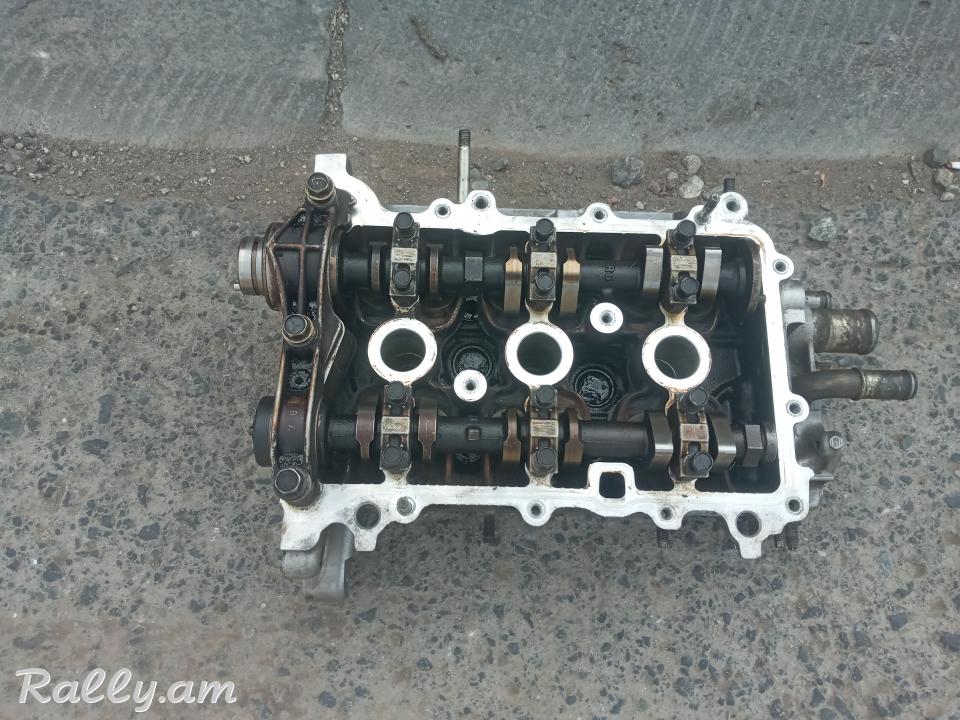 Toyota vitz 1.1L matori galovka