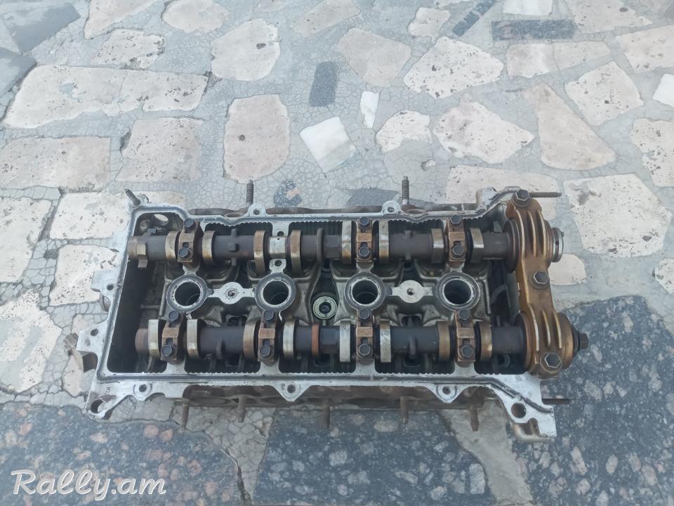 Toyota corolla 1.6L matori galovka