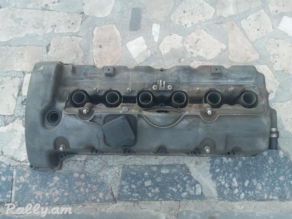 BMW M52  2.5L valvetronik matori galovki krishka