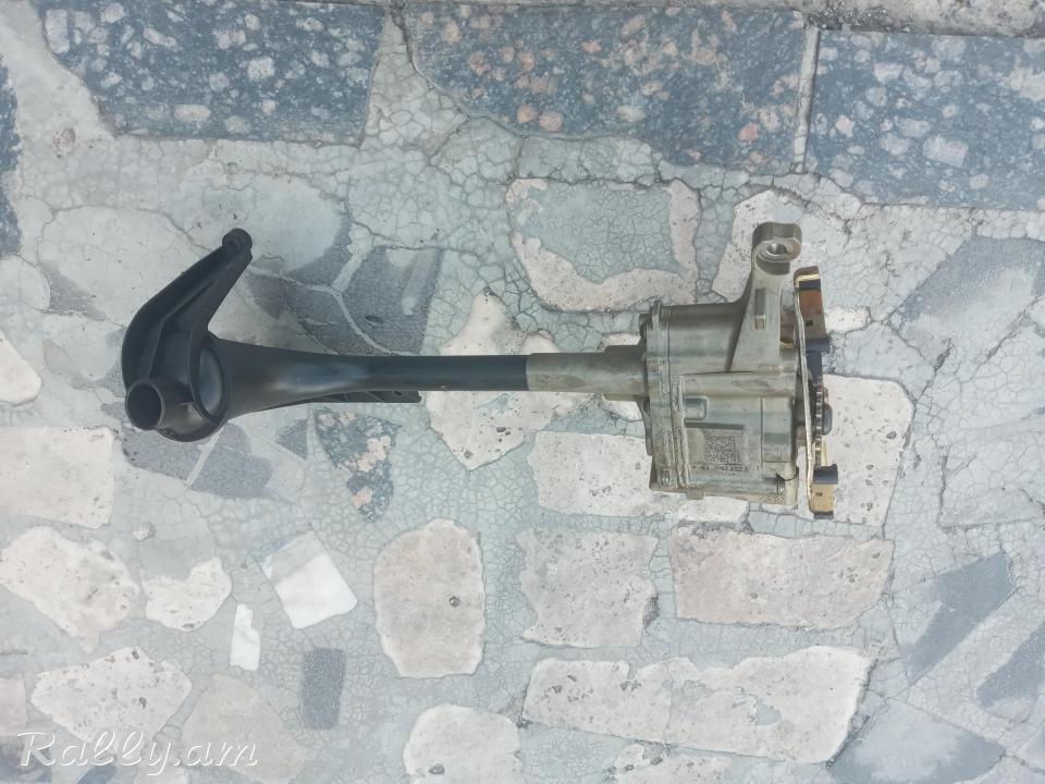 BMW M52  2.5L valvetronik matori yuxi nasos