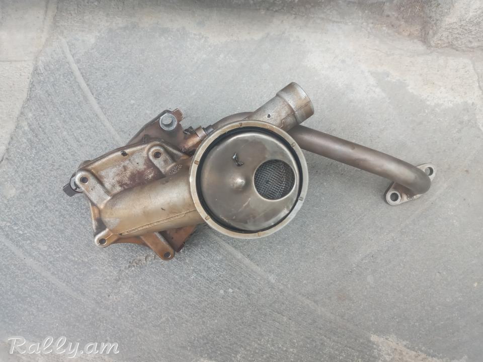 Volkswagen Vento 2.8L matori yuxi nasos