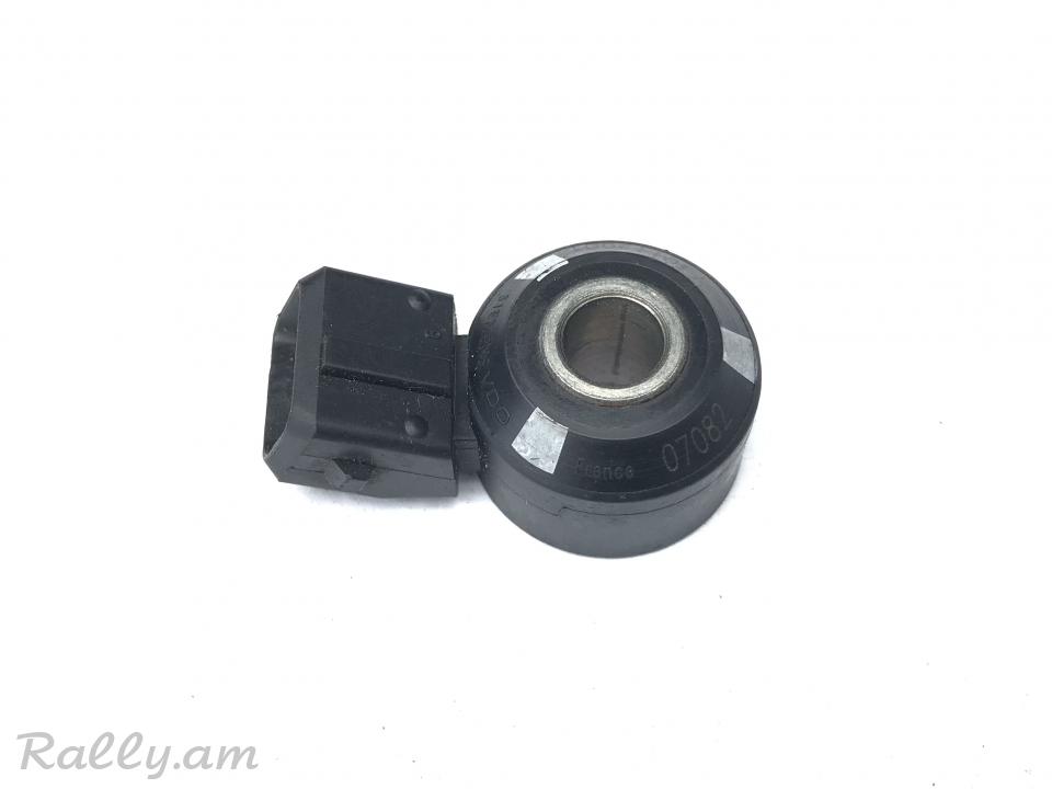 Nissan Altima 2.5L matori detonaciayi dachik  