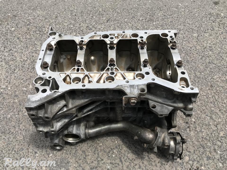 Nissan Altima 2.5L matori blok 