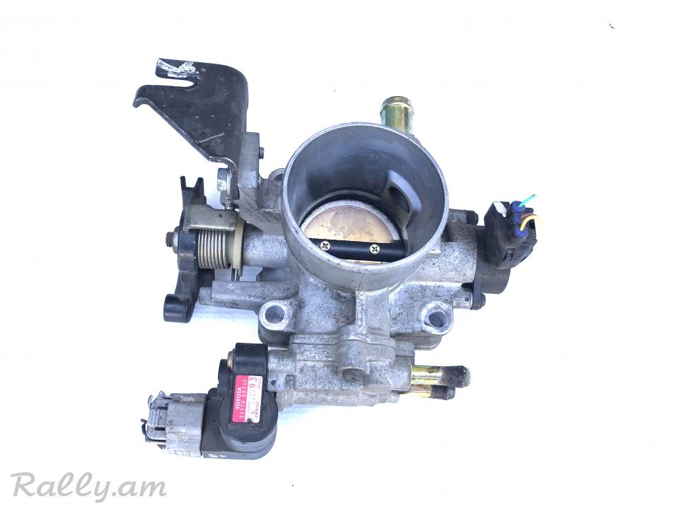 Toyota Corolla 1.8L matori zaslonka