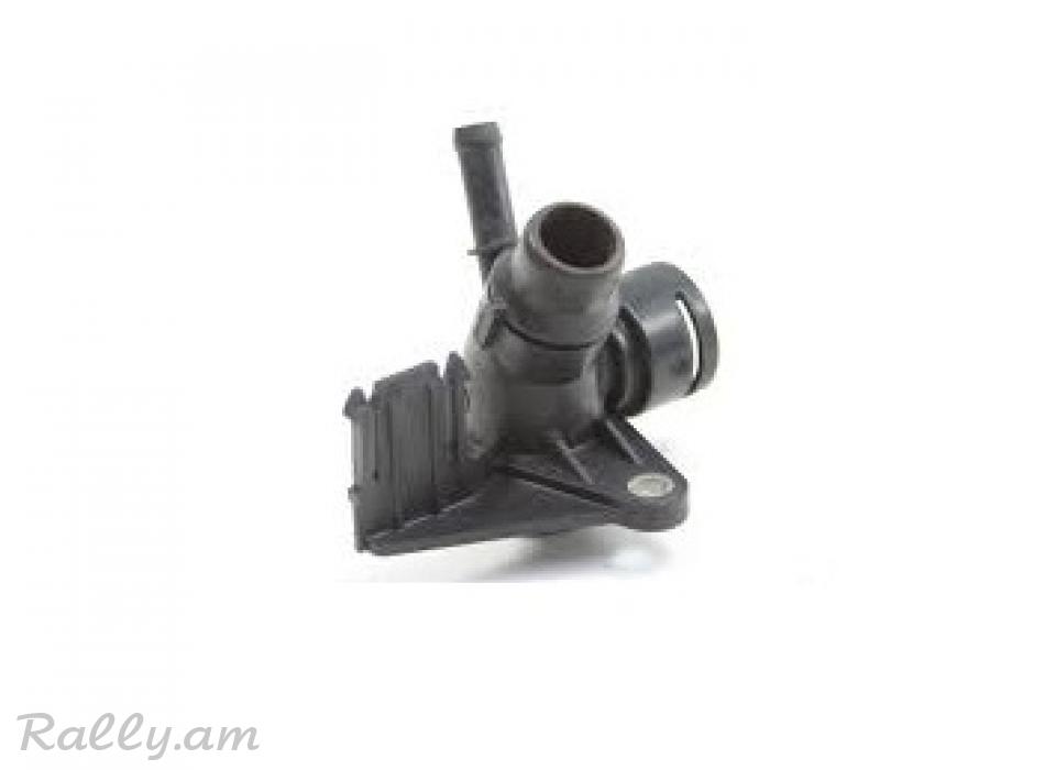 7062. AUDI JRI HOVACMAN FLANEC, Фланец системы охлаждения
