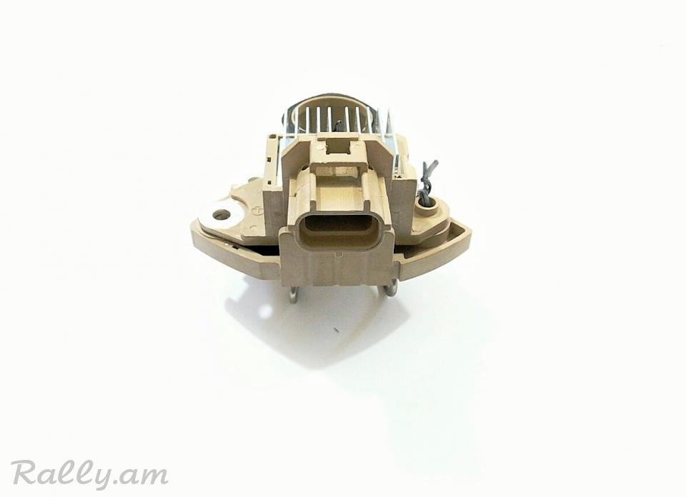 7655. FORD dinamoyi regulyatr, zaryadki rele, регулятор генератора