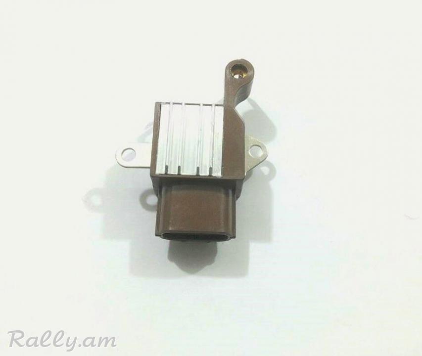 TOYOTA DINAMOI ZARYADKI RELE,REGULYATR,Регулятор генератора.7684